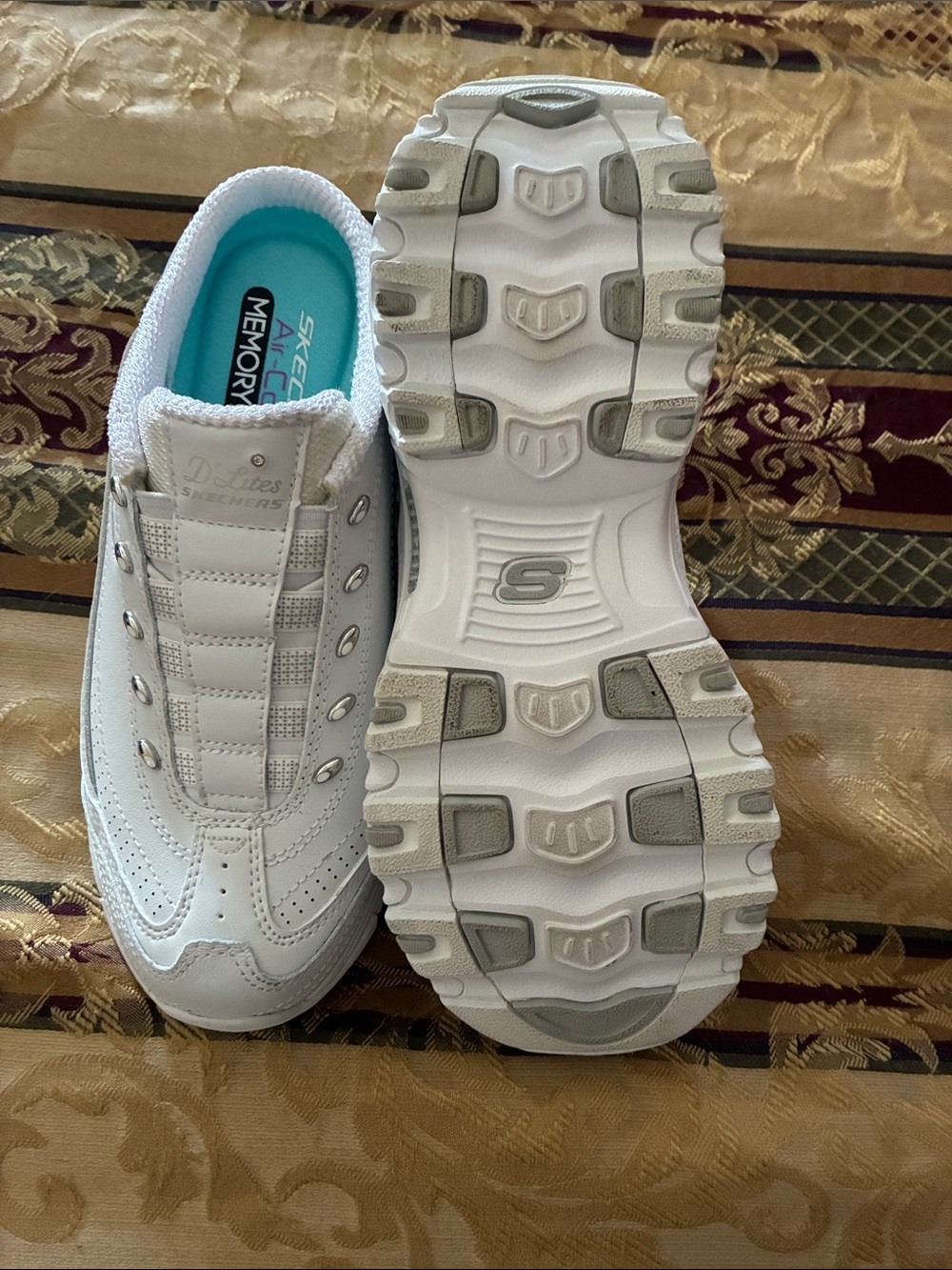 Skechers White and Teal Slip-On Memory Foam Sneakers